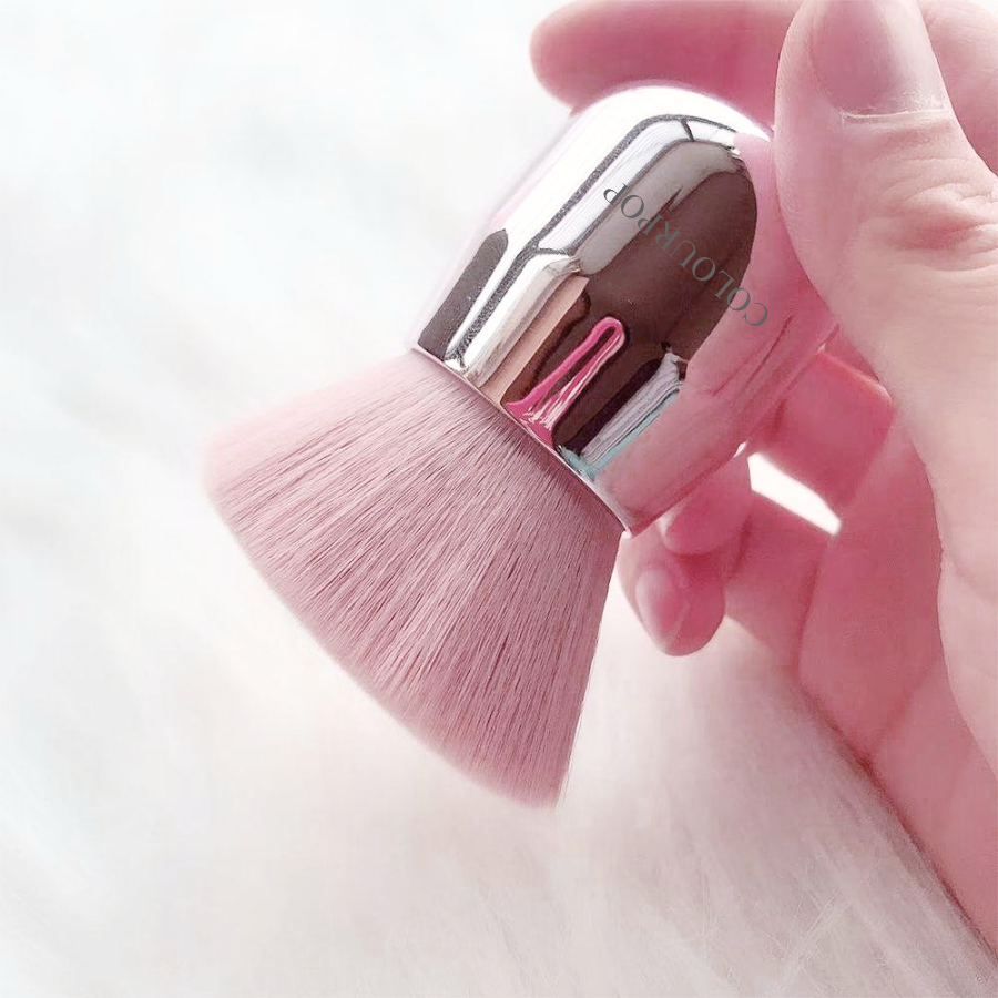 Cọ Tán Má Hồng Kem Và Nền Siêu Xinh COLOURPOP Kabuki Multi-purpose C160